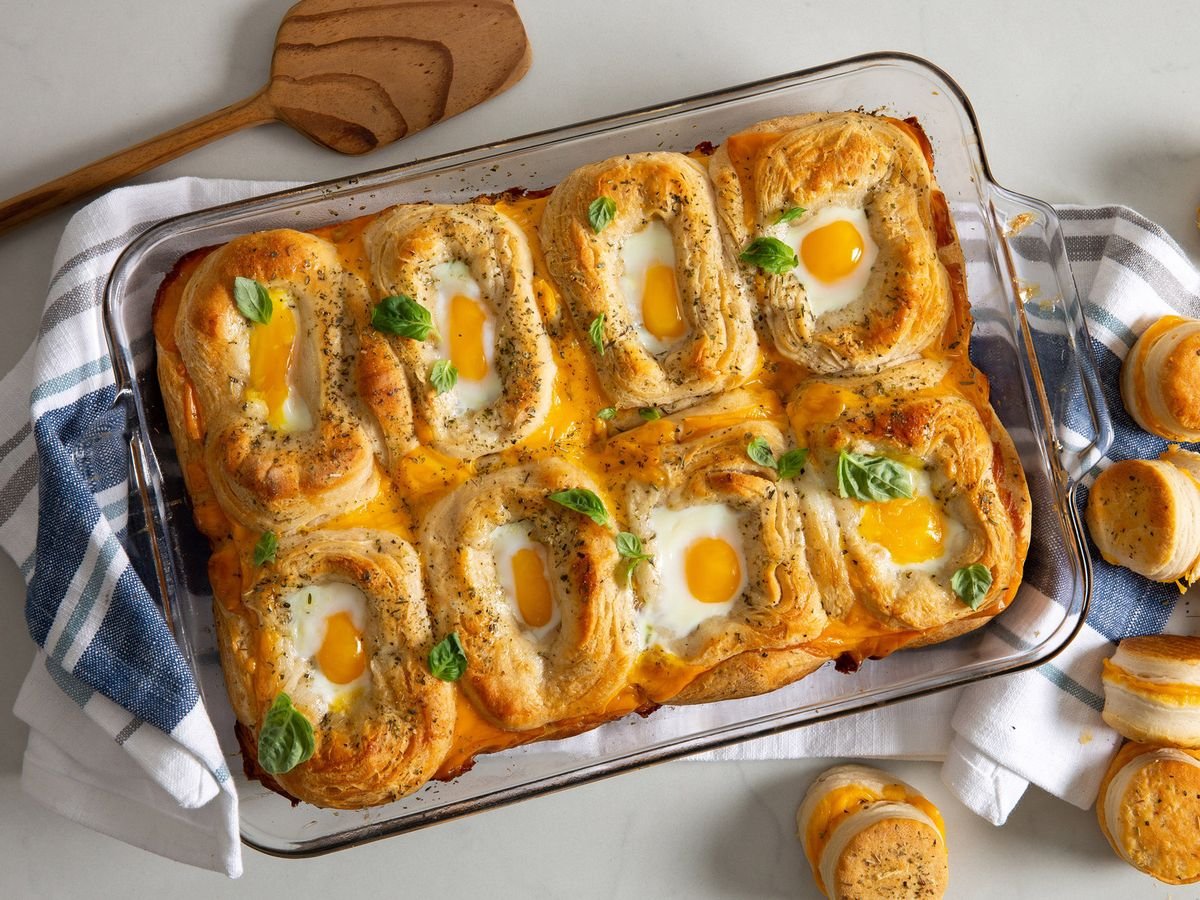 14. Breakfast Egg and Sausage Casserole