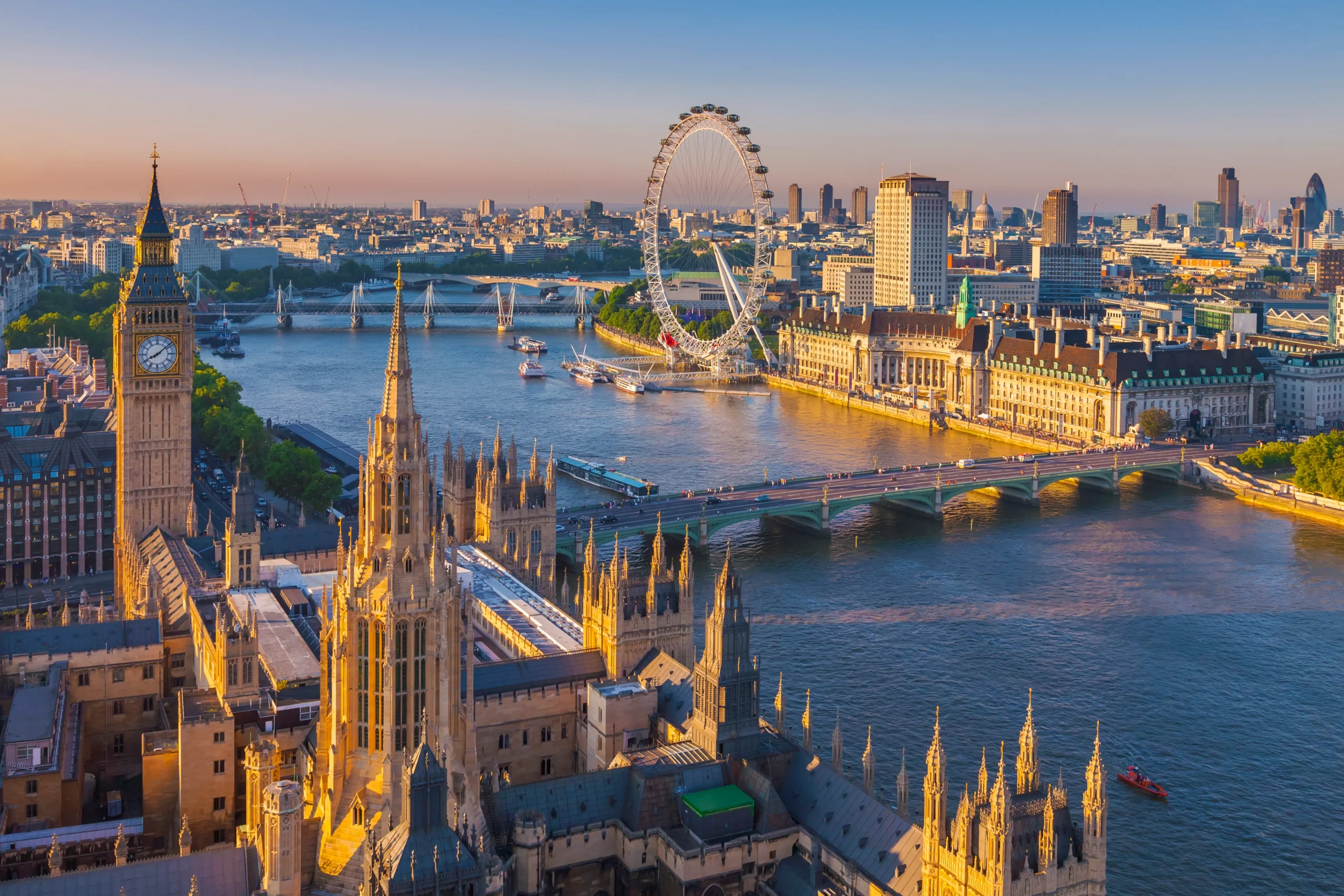 Historic Beautiful Places in World