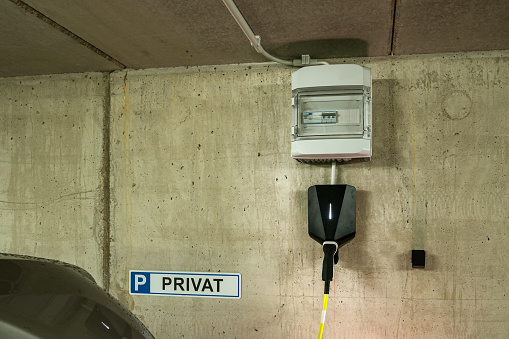 Wall box recharge