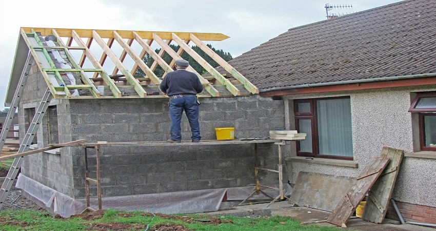 3 Ways That Conservatory Roof Glass Panels Change A Property