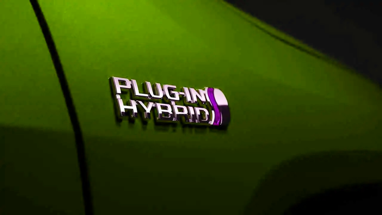 How do Plug-in Hybrid Electric Vehicles work?