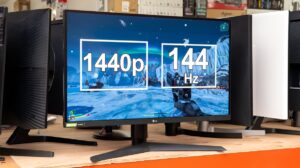 Curved Gaming Monitor 144Hz for Competitive FPS